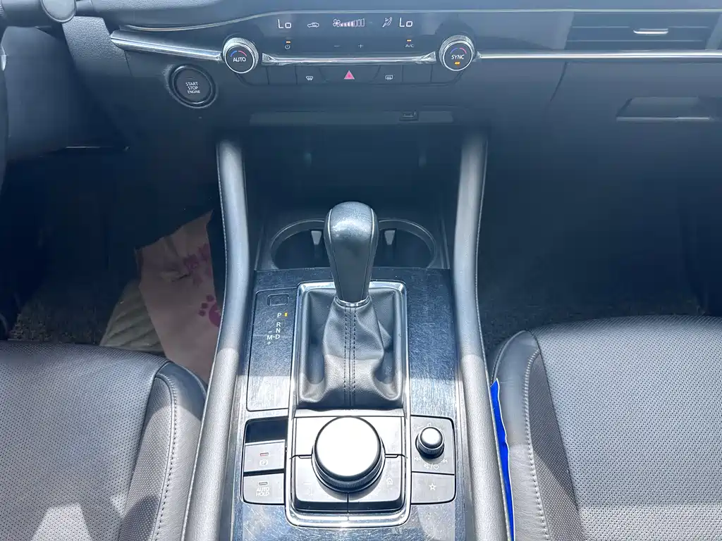 Mazda 3 Axela — миниатюра 11