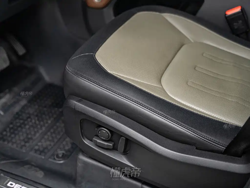Land Rover Defender — миниатюра 15