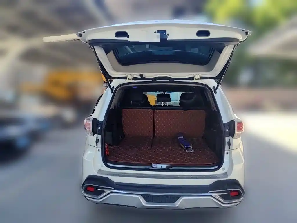 Toyota Highlander — миниатюра 10