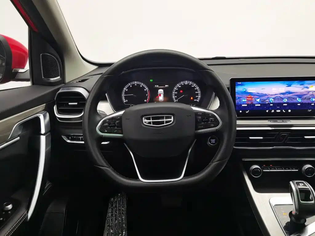 Geely Binyue — миниатюра 11