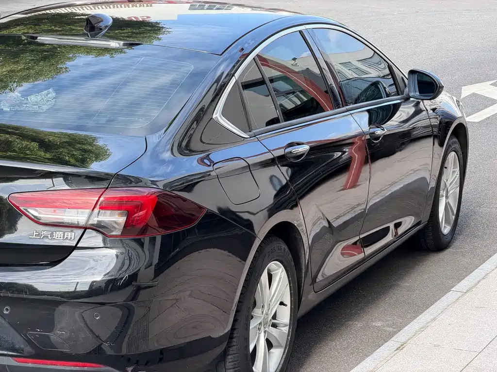 Buick Regal — миниатюра 4