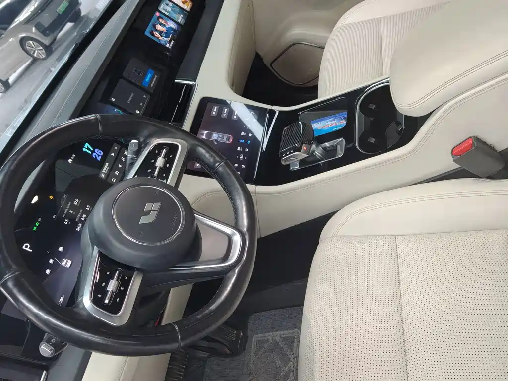 Li Auto Li ONE — миниатюра 4
