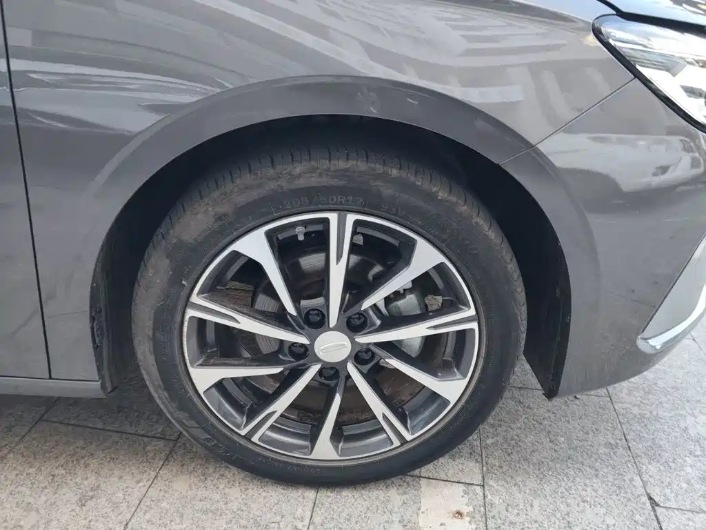 Geely Emgrand — миниатюра 24