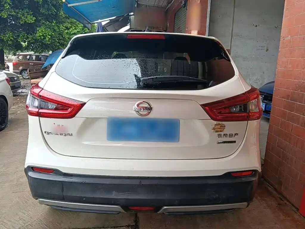 Nissan Qashqai — миниатюра 6