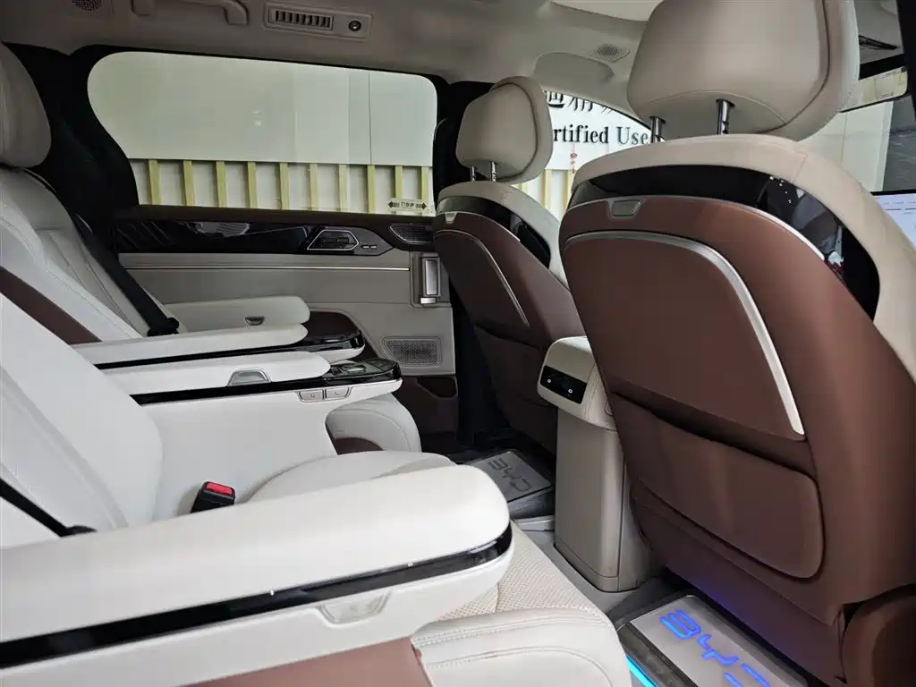 BYD Xia 2025 DM-i 1.5T 180km