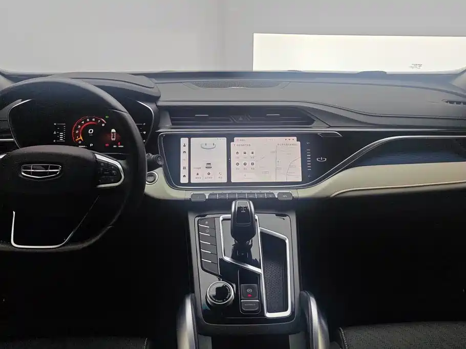 Geely Boyue — миниатюра 13