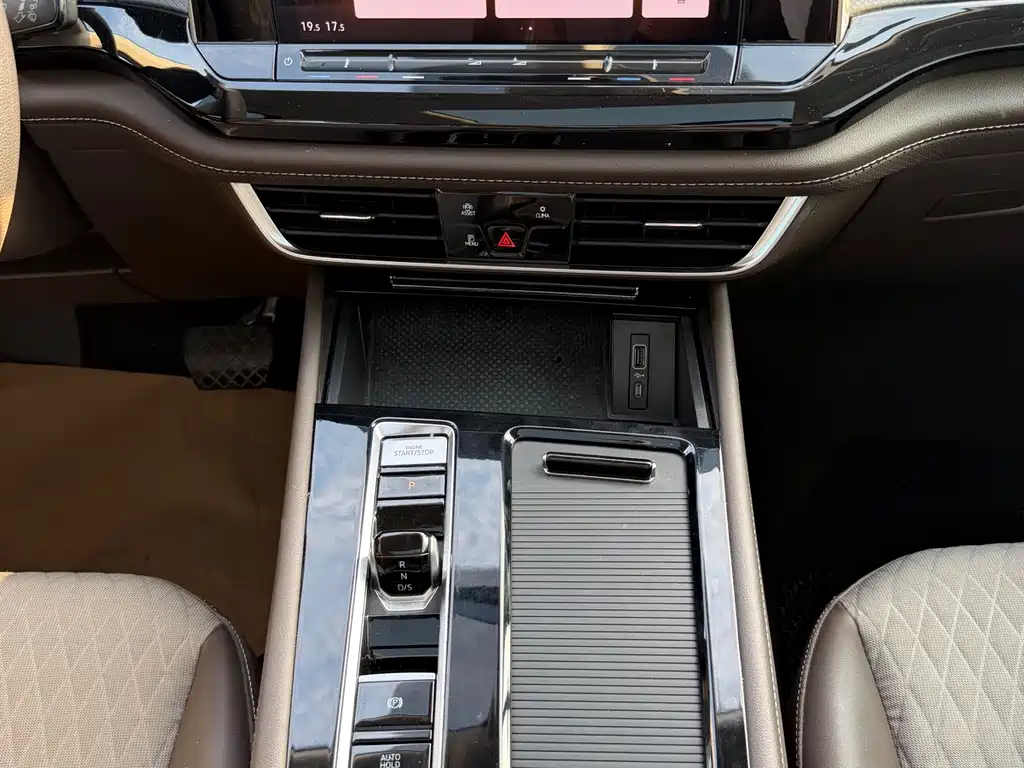 Volkswagen Viloran — миниатюра 12