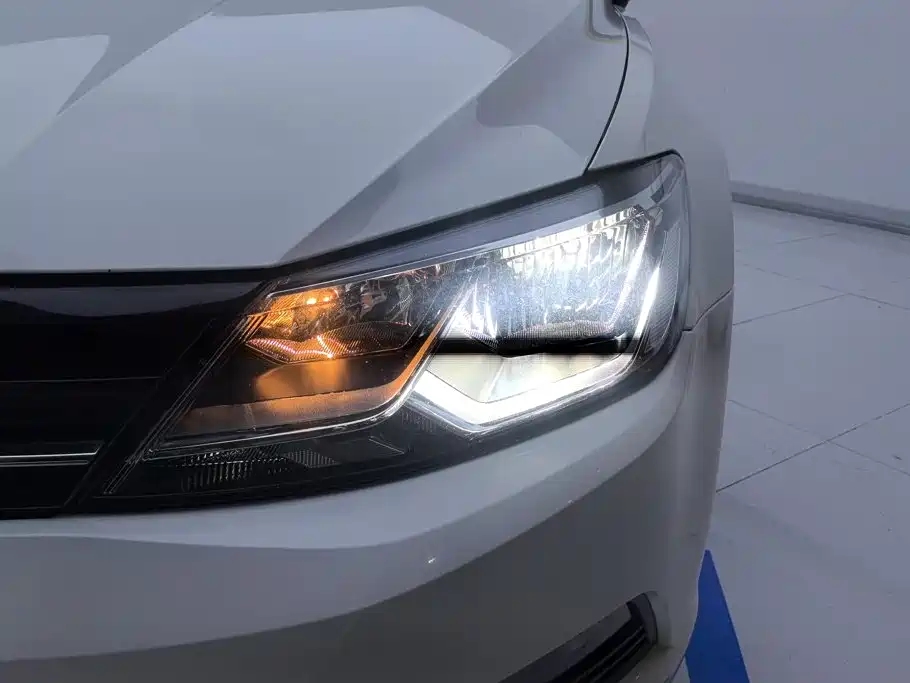 Volkswagen Lamando — миниатюра 5