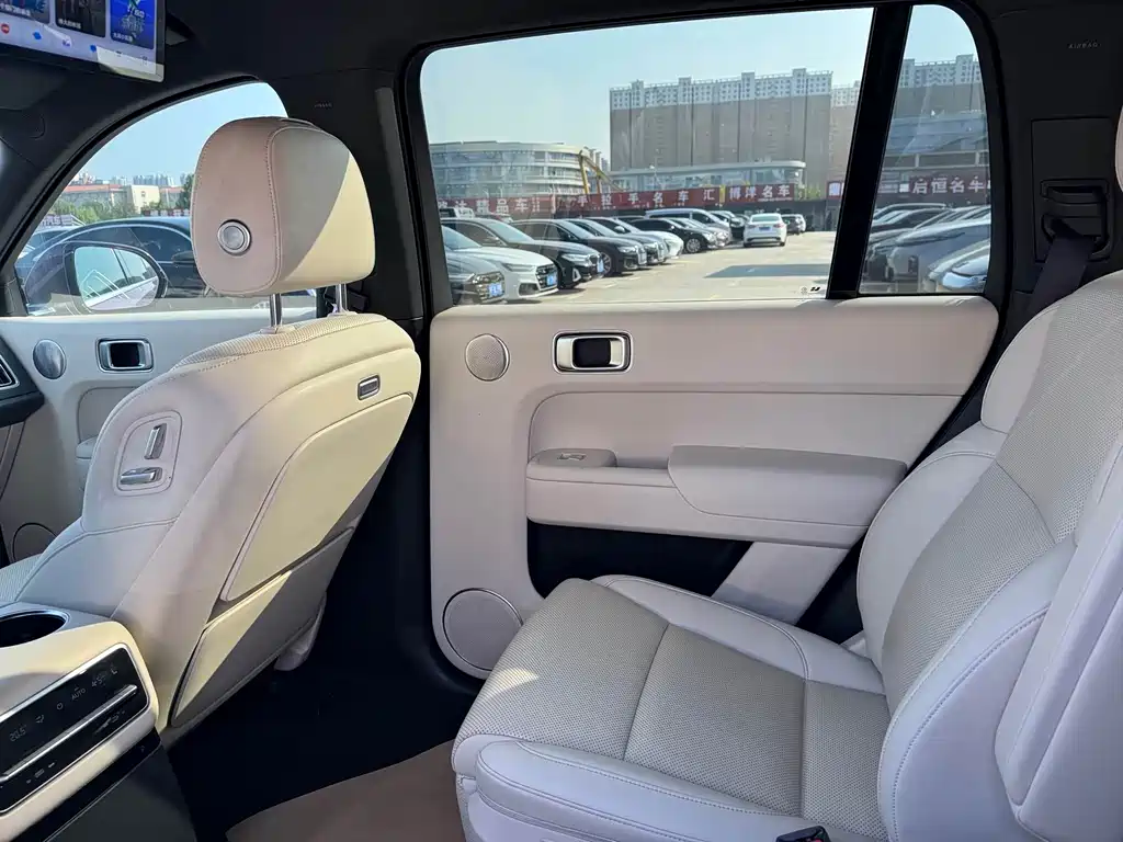 Li Auto Li L9 — миниатюра 17
