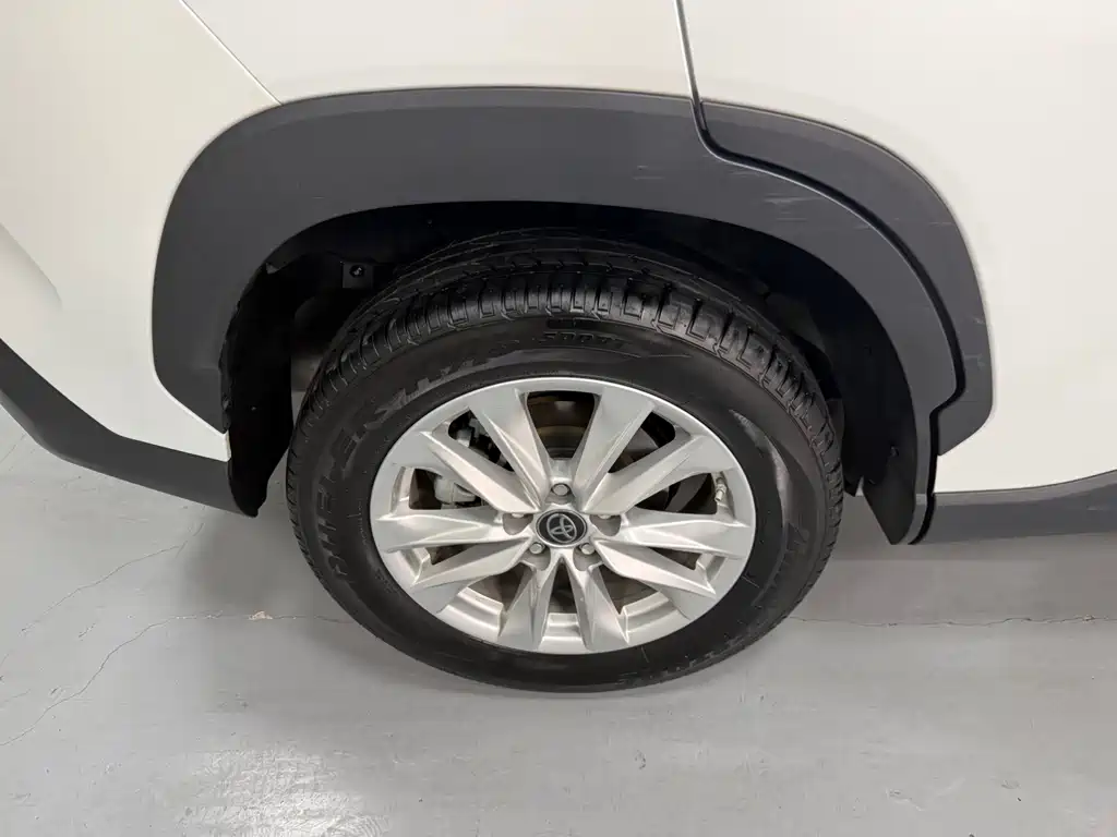 TOYOTA COROLLA SHARP AMPLIFIER