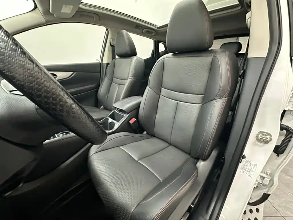 Nissan Qashqai — миниатюра 15