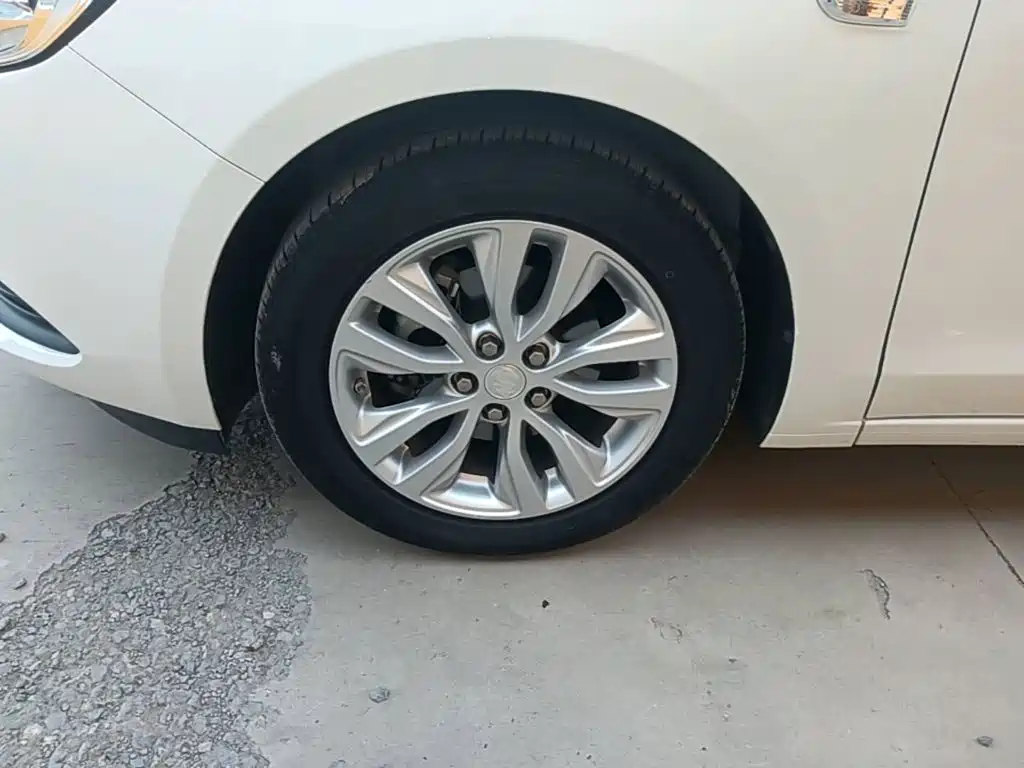 Buick Excelle — миниатюра 23