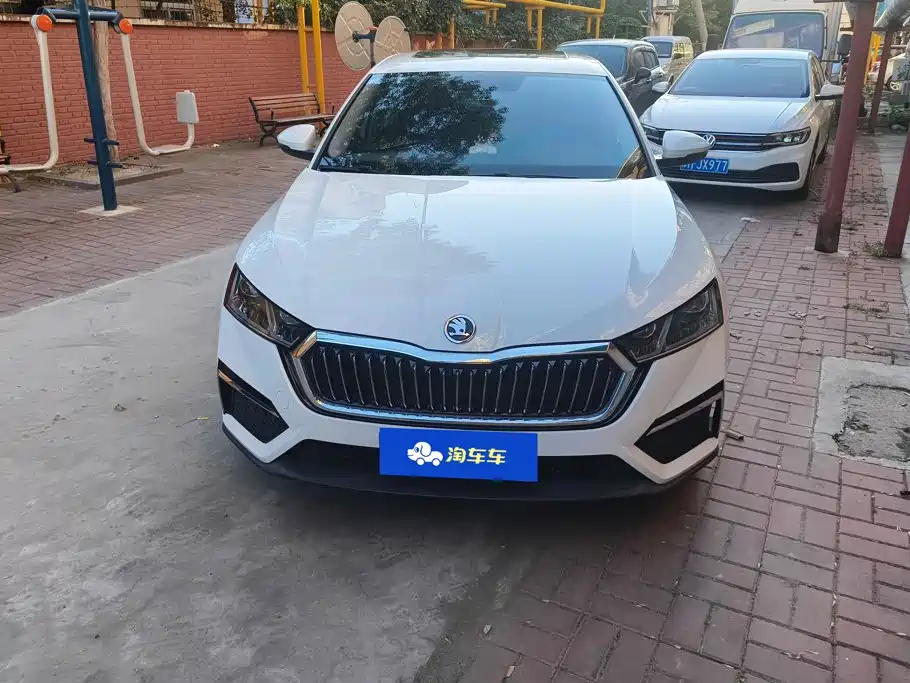Skoda Octavia — миниатюра 2