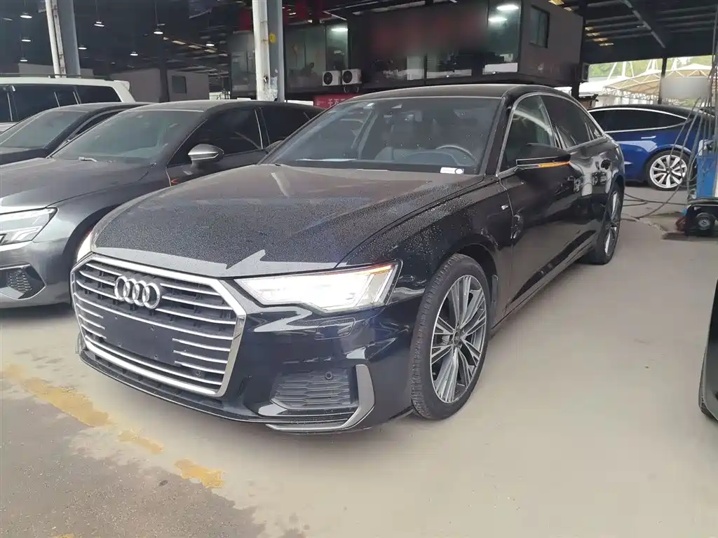 Audi A6L 2022