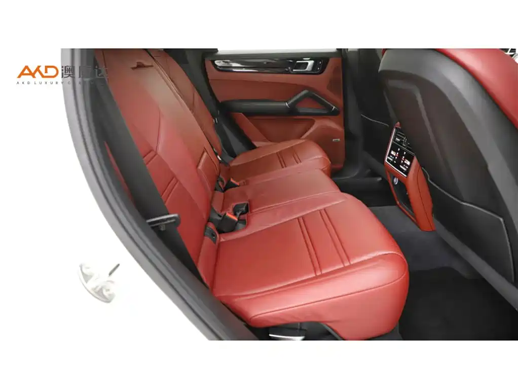 Porsche Cayenne — миниатюра 8
