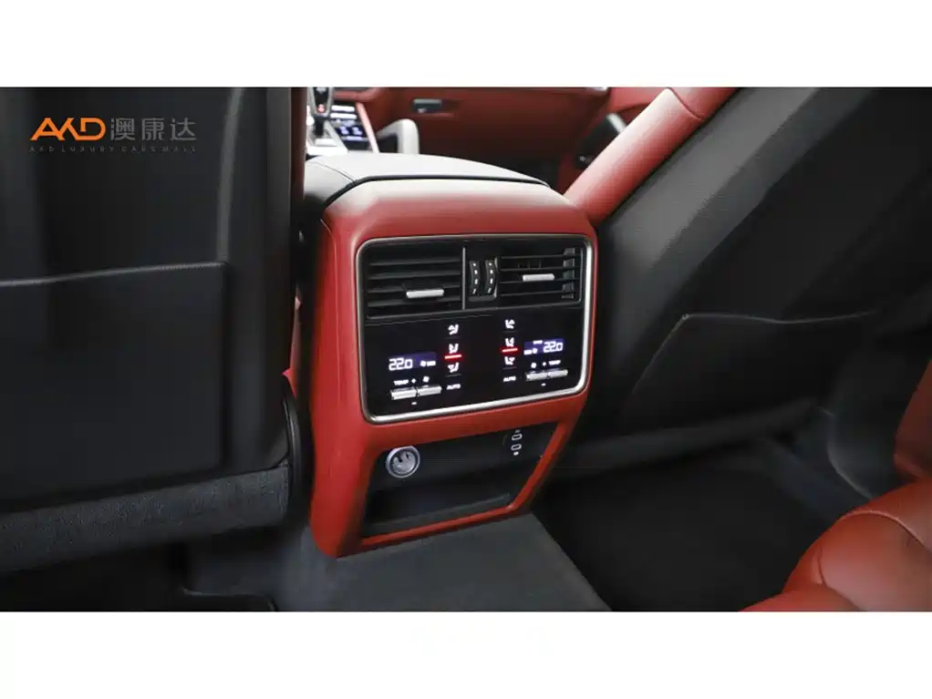 Porsche Cayenne — миниатюра 9
