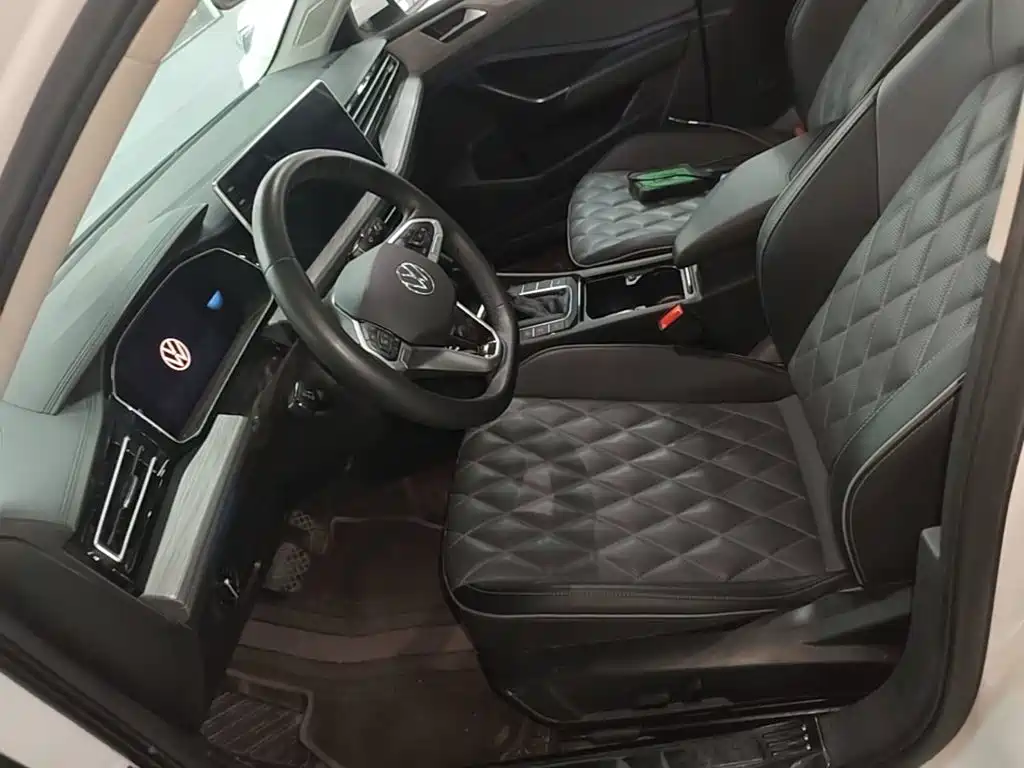 Volkswagen Sagitar — миниатюра 15