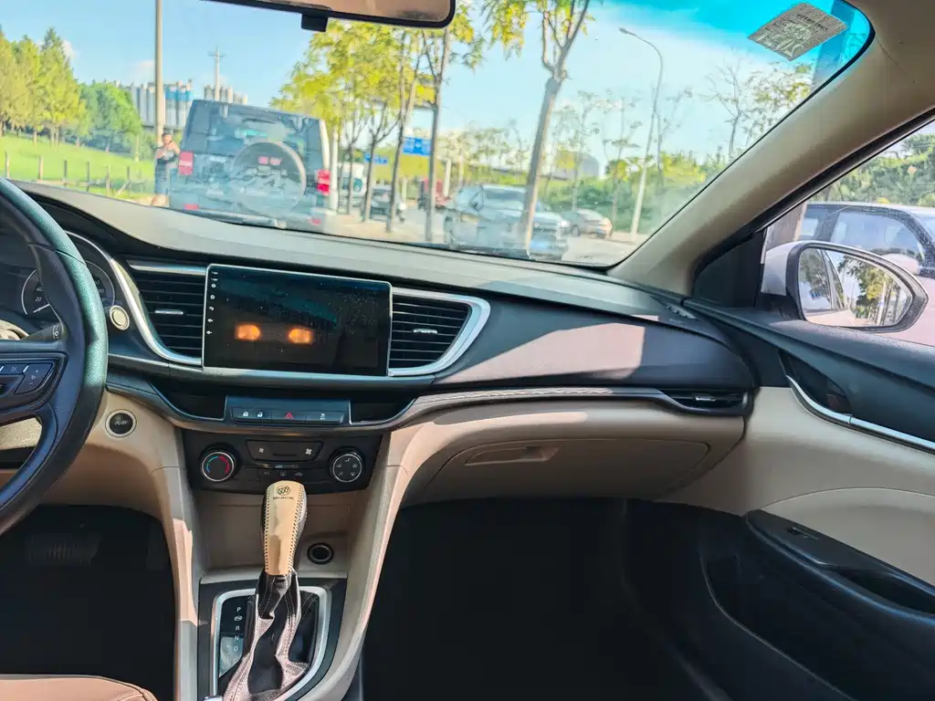 Buick Excelle — миниатюра 13
