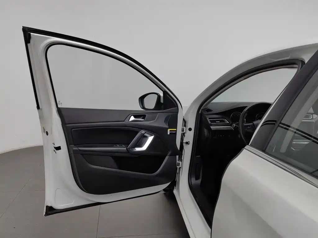 Peugeot 408 — миниатюра 8