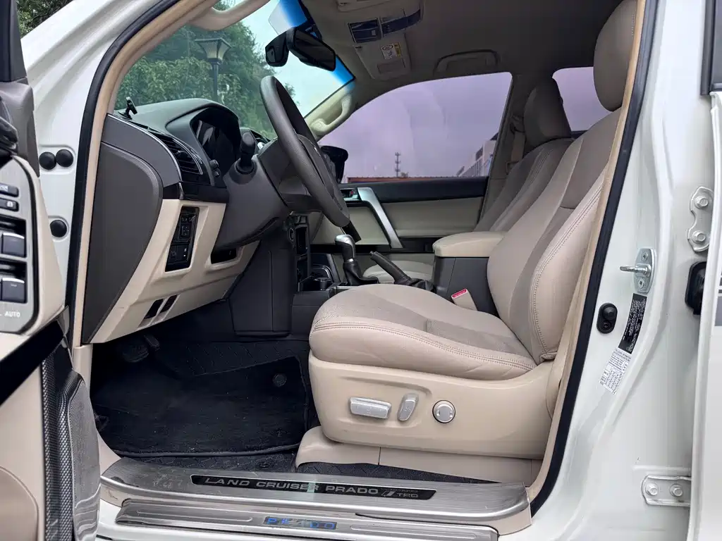 Toyota Prado (Import) — миниатюра 8