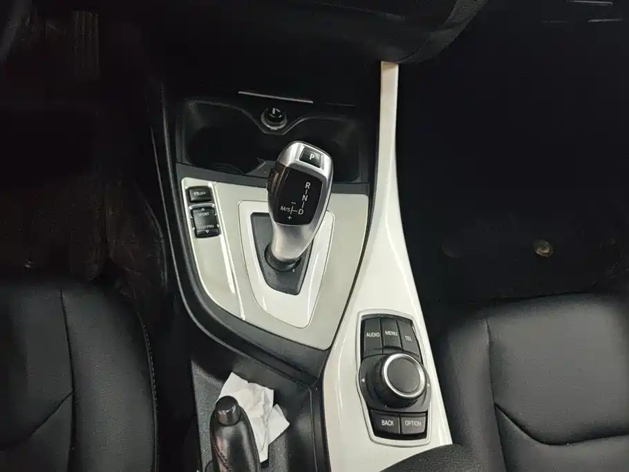 BMW 1 Series (Import) — миниатюра 16