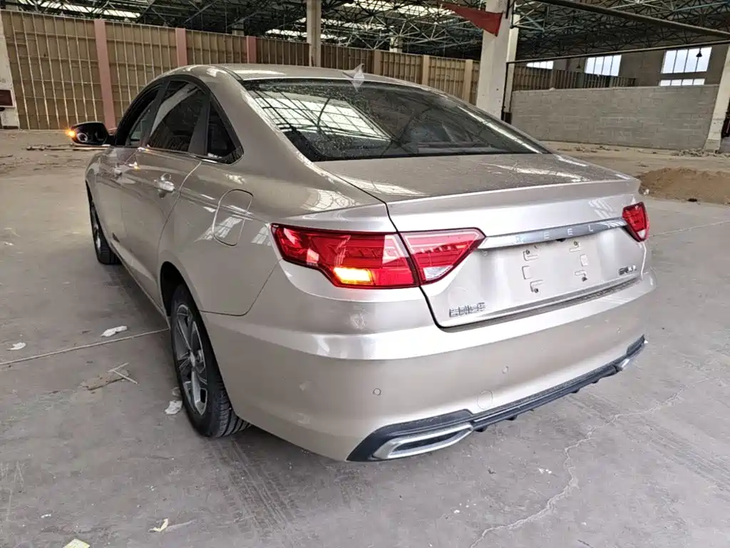 Geely Emgrand GL — миниатюра 5