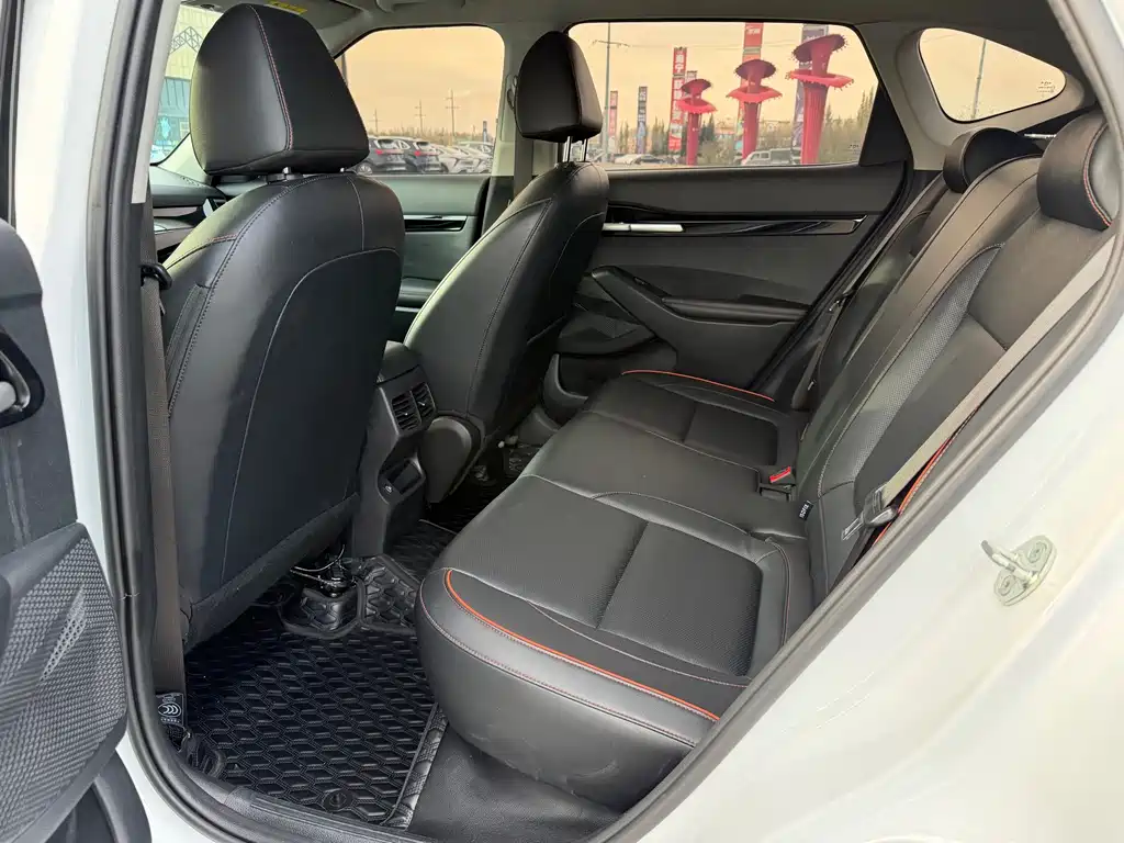 Kia Seltos — миниатюра 9