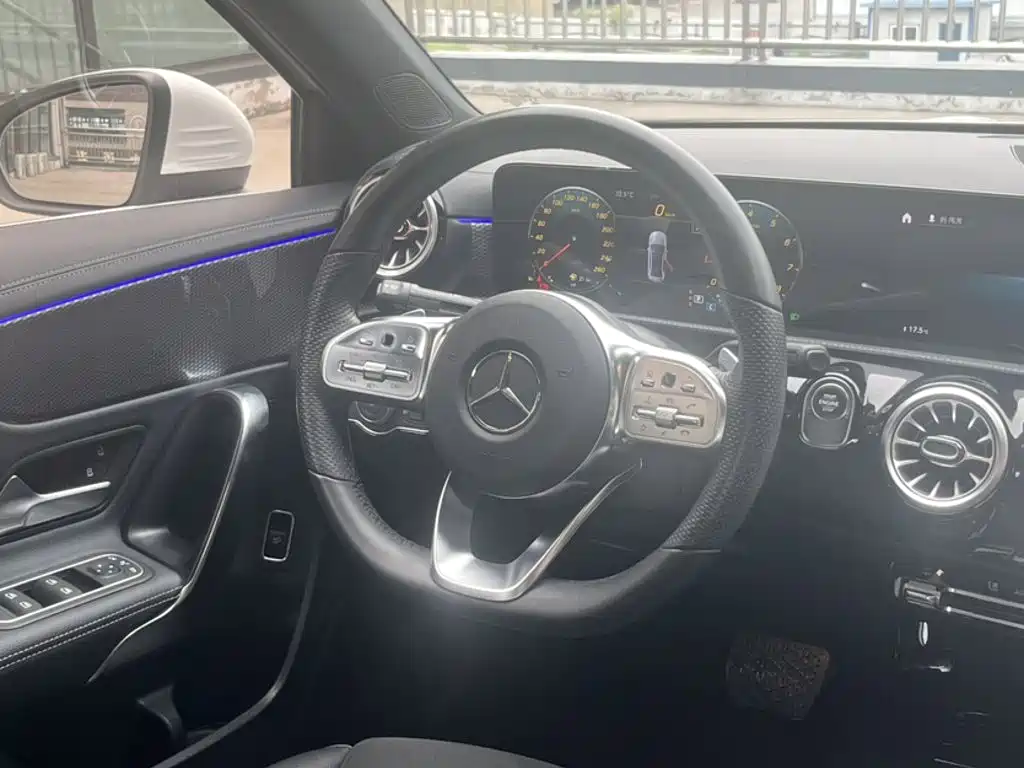 Mercedes-Benz A-Class — миниатюра 19