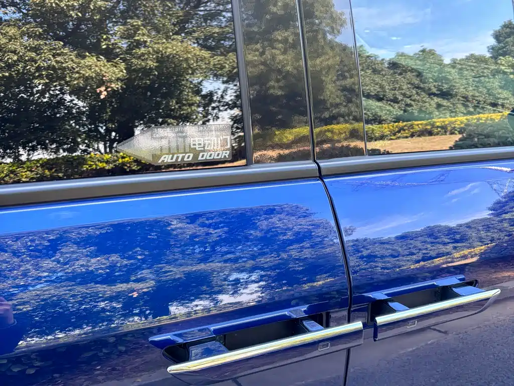 BUICK GL8 NEW ENERGY