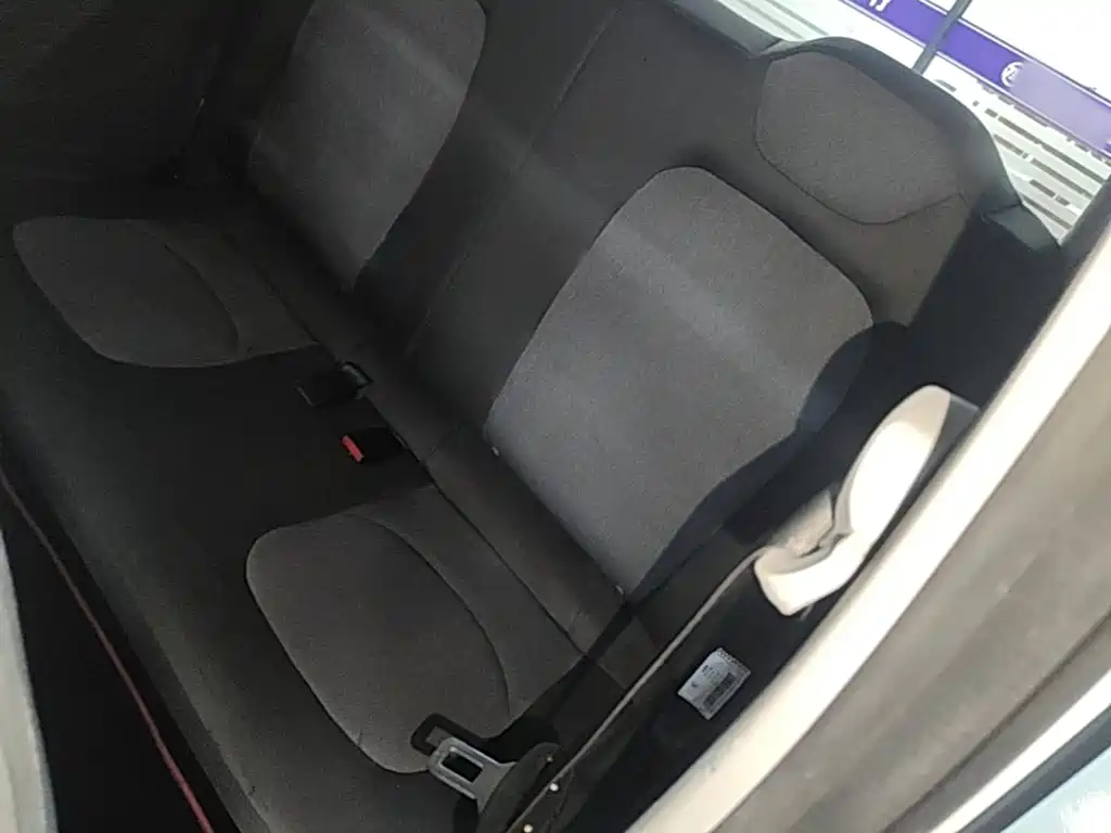 Wuling MINIEV — миниатюра 17