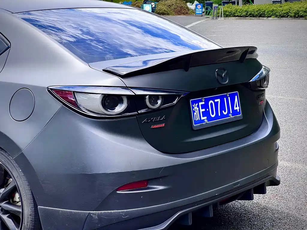 Mazda Mazda3 3 2019 1.5L AT Luxury VI