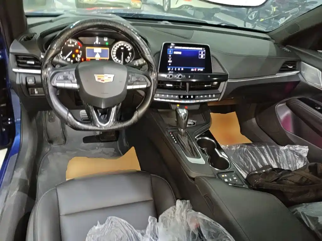 Cadillac CT4 — миниатюра 10