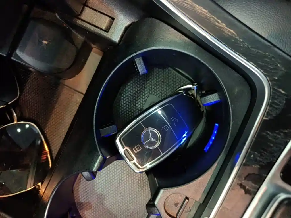 Mercedes-Benz C-Class — миниатюра 9