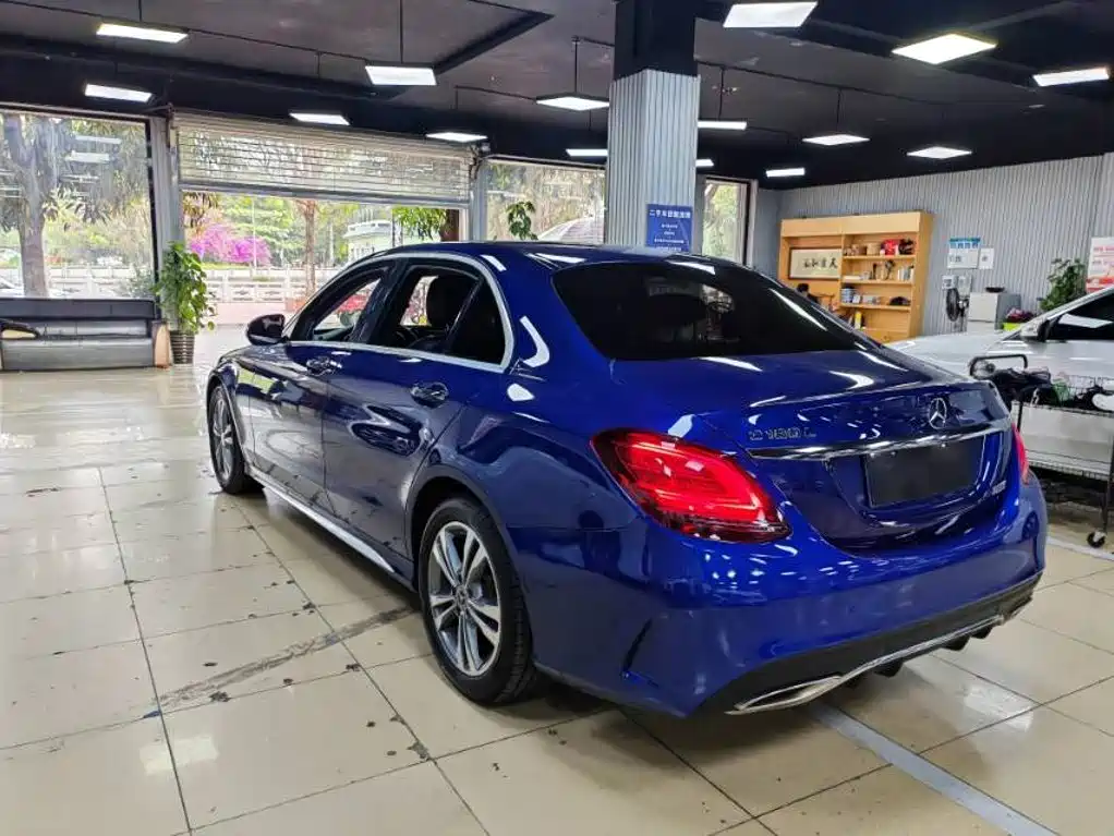 Mercedes-Benz C-Class — миниатюра 7