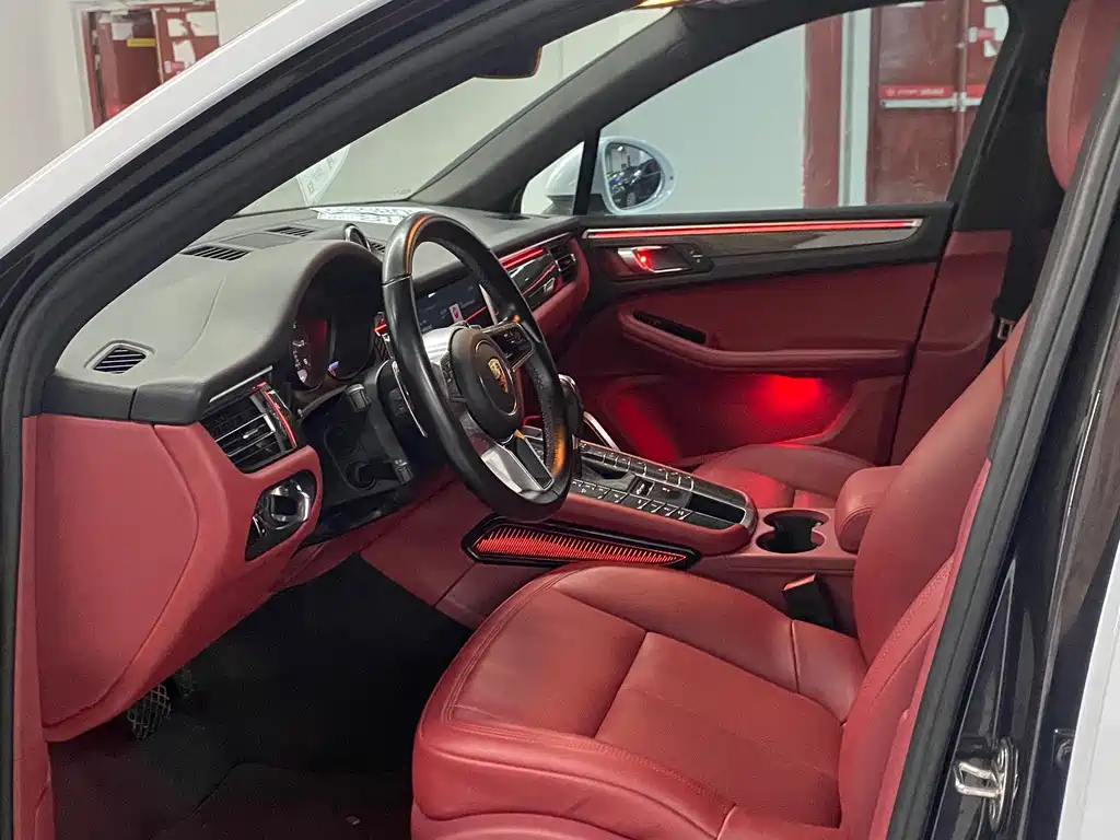 Porsche Macan — миниатюра 4