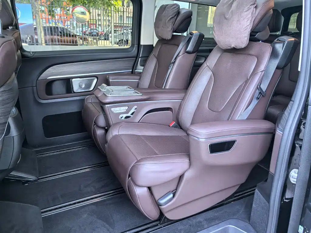 Mercedes-Benz V-Class — миниатюра 4