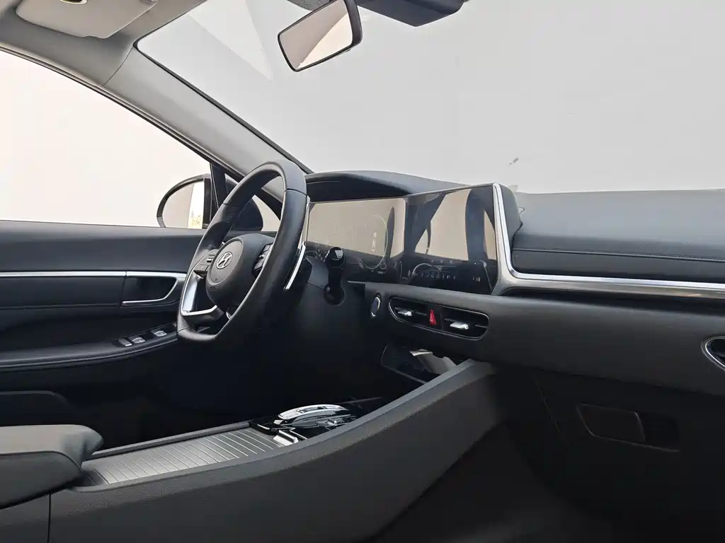 Hyundai Sonata — миниатюра 31