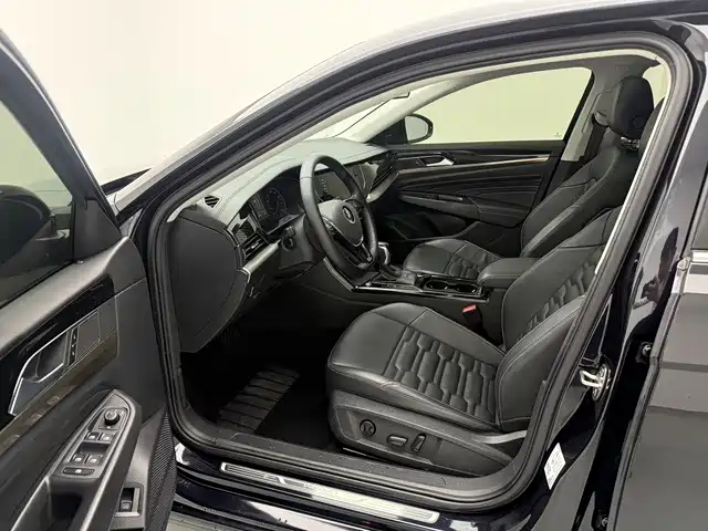 Volkswagen Passat — миниатюра 14