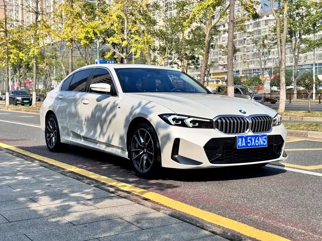 BMW 3 Series — миниатюра 3