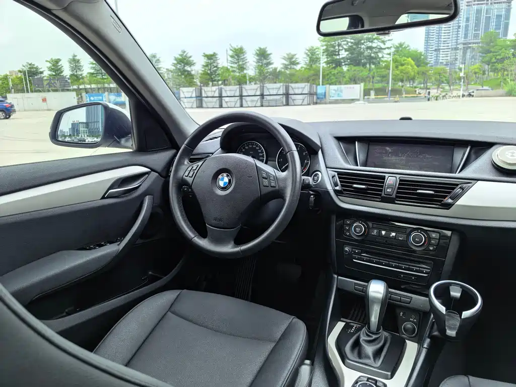 BMW X1 2012 sDrive18i Luxury