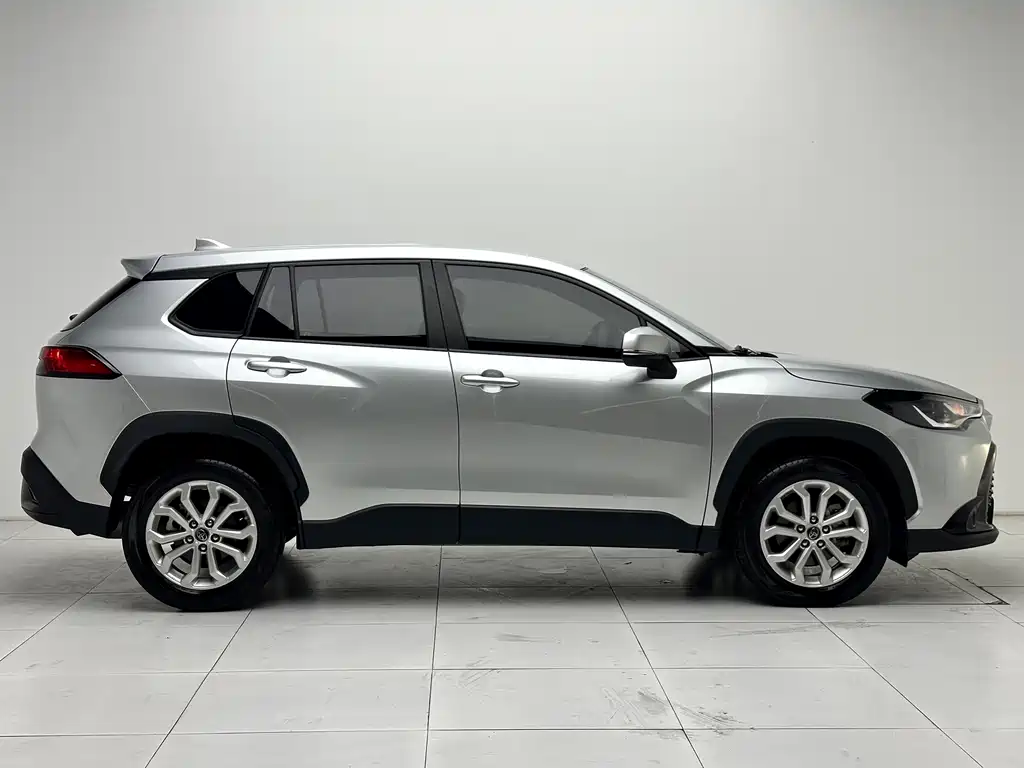Toyota Frontlander — миниатюра 25