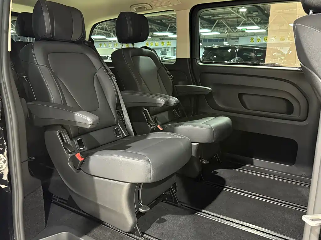 Mercedes-Benz Vito — миниатюра 9