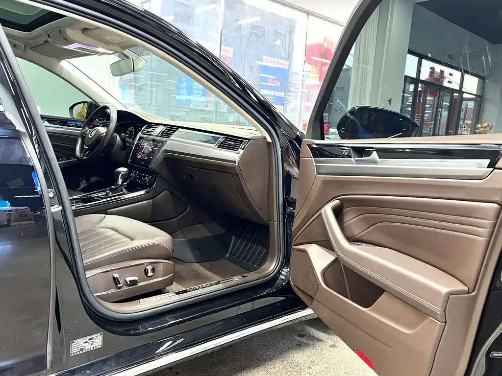 Volkswagen Phideon 2021 380TSI Luxury