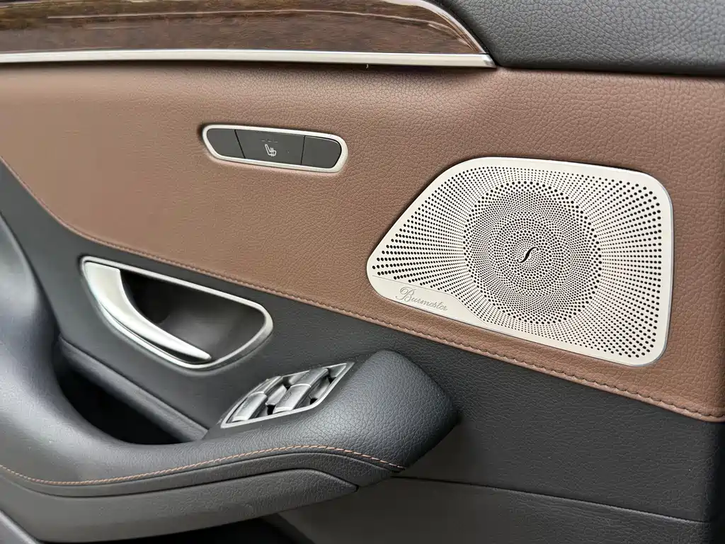 Mercedes-Benz S-Class — миниатюра 15