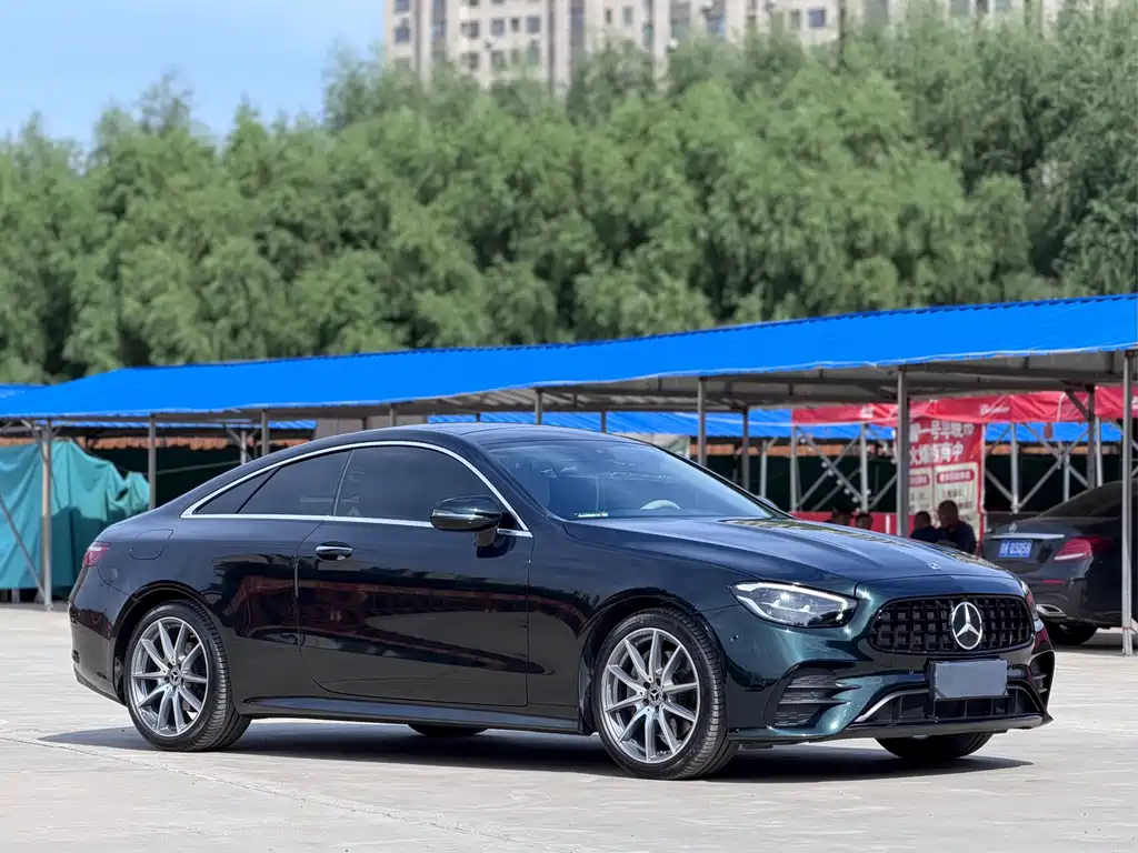 Mercedes-Benz E-Class (Import) — миниатюра 3