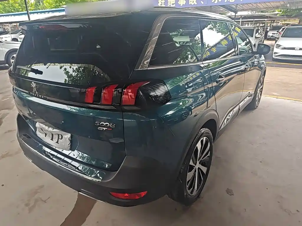 Peugeot 5008 — миниатюра 7