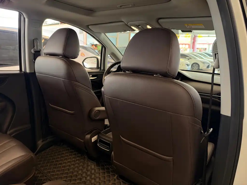 GAC Motor Trumpchi M6 — миниатюра 32