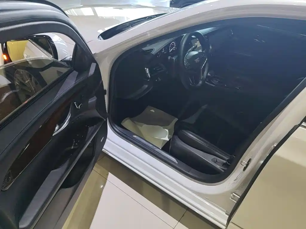 Cadillac CT6 — миниатюра 16
