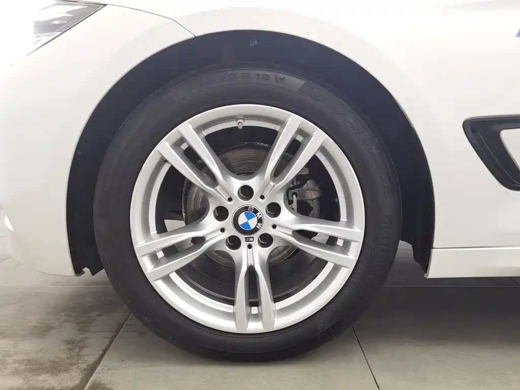 BMW 3 Series GT — миниатюра 17