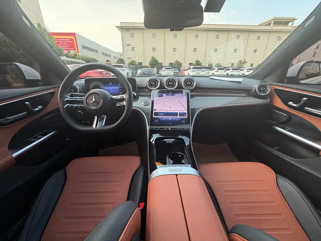 Mercedes-Benz C-Class — миниатюра 14